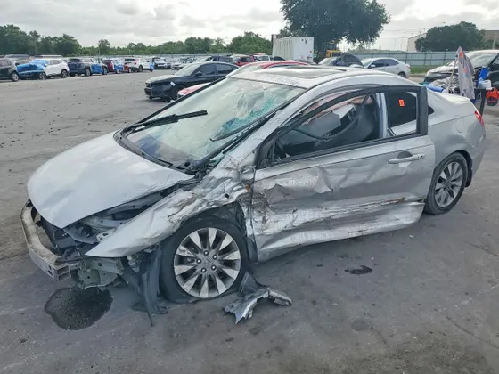 2010 Honda Civic Cpe EX