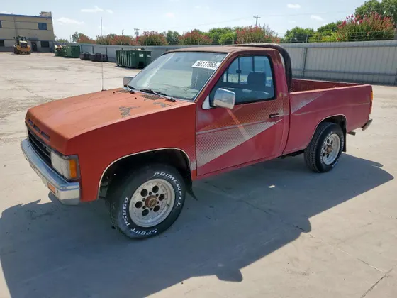 1988 Nissan Hardbody SHORT BED