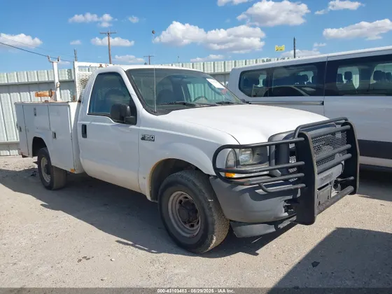 2004 Ford F-350 XL/XLT