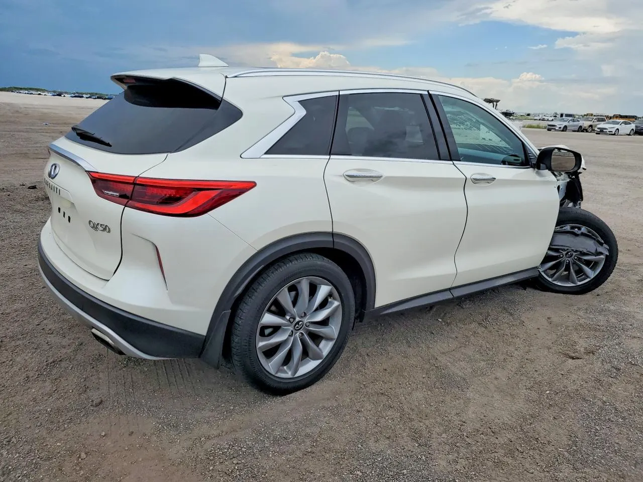 2019 INFINITI QX50 LUXE