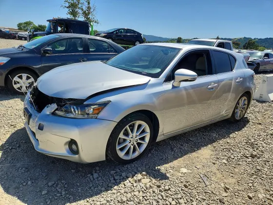 2013 Lexus CT 200h Hybrid