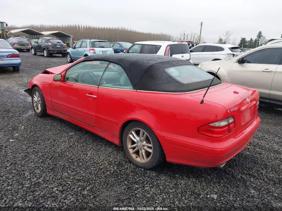 2002 Mercedes-Benz CLK-Class