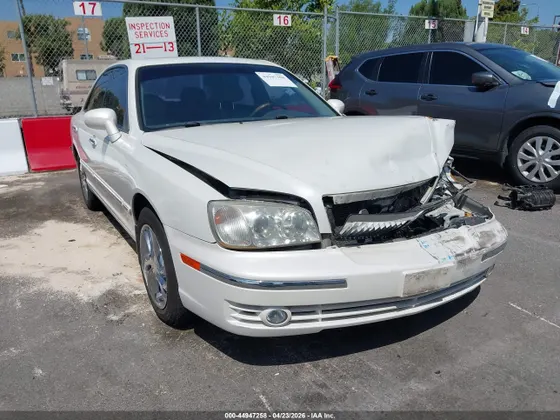 2004 Hyundai XG350 L