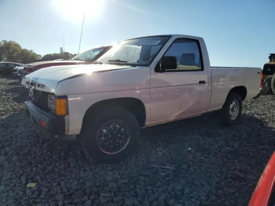 1986 Nissan Regular Bed 2WD E