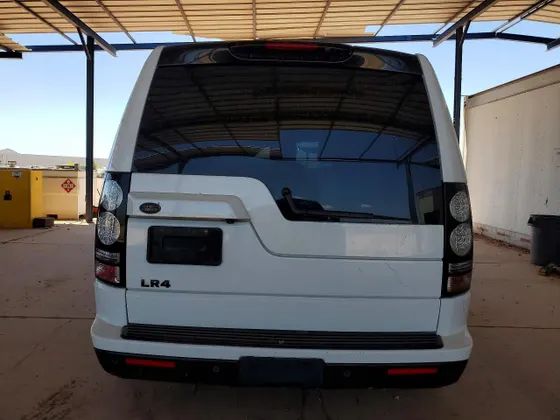 2016 Land Rover LR4 HSE