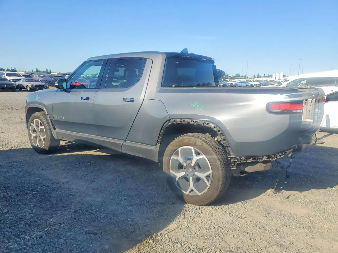 2024 Rivian R1T Adventure