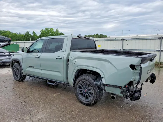 2024 Toyota Tundra 2WD SR5