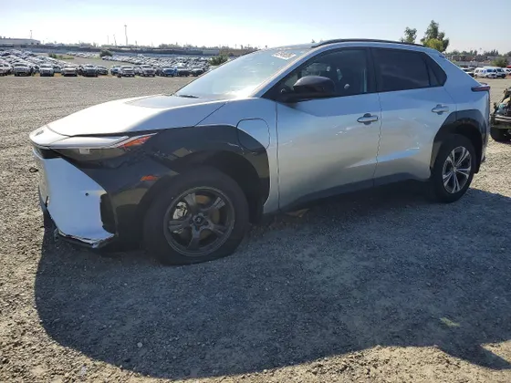 2024 Toyota bZ4X XLE