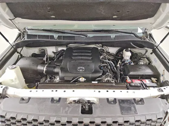 2020 Toyota Tundra 2WD SR5