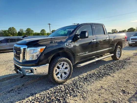 2016 Nissan Titan XD Platinum Reserve
