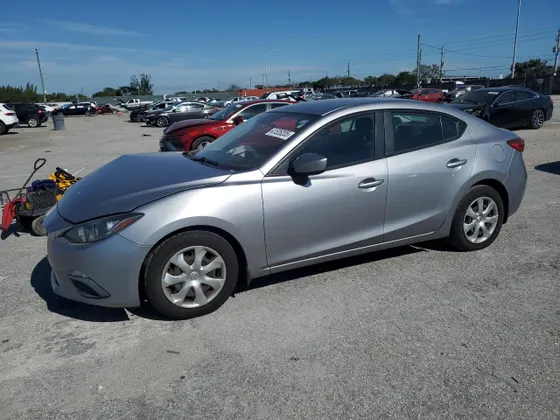 2024 Mazda Mazda3 i Sport