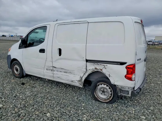 2015 Nissan NV200 S