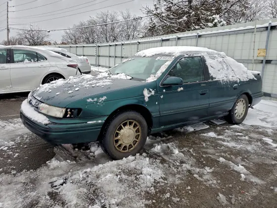 1995 Ford Taurus GL