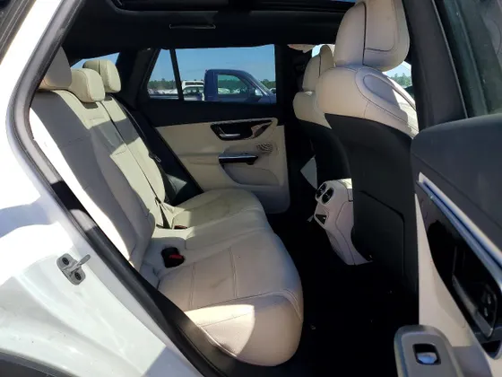 2025 Mercedes-Benz GLC GLC 300