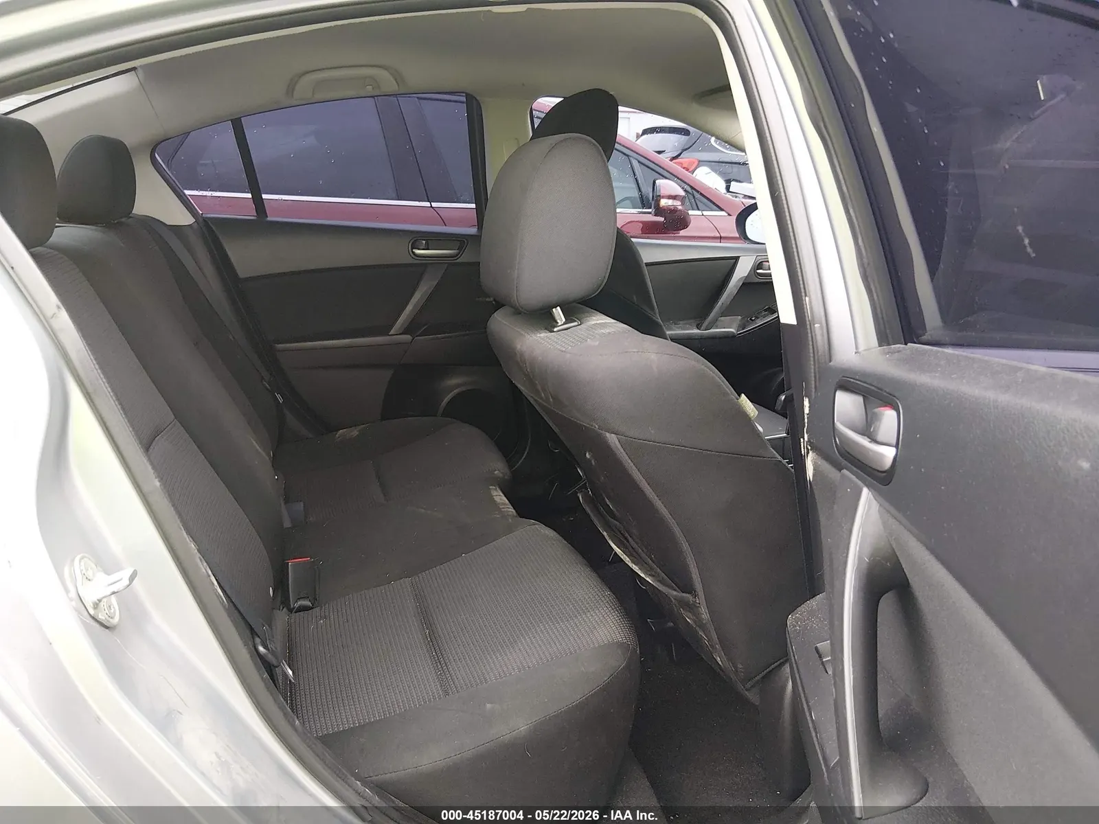 2013 Mazda Mazda3 i Sport