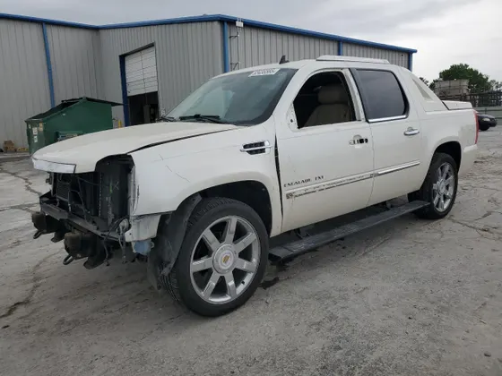 2011 Cadillac Escalade EXT Premium