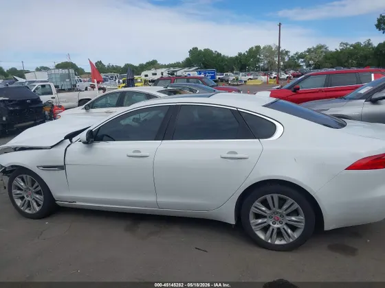 2017 Jaguar XF 35t Premium
