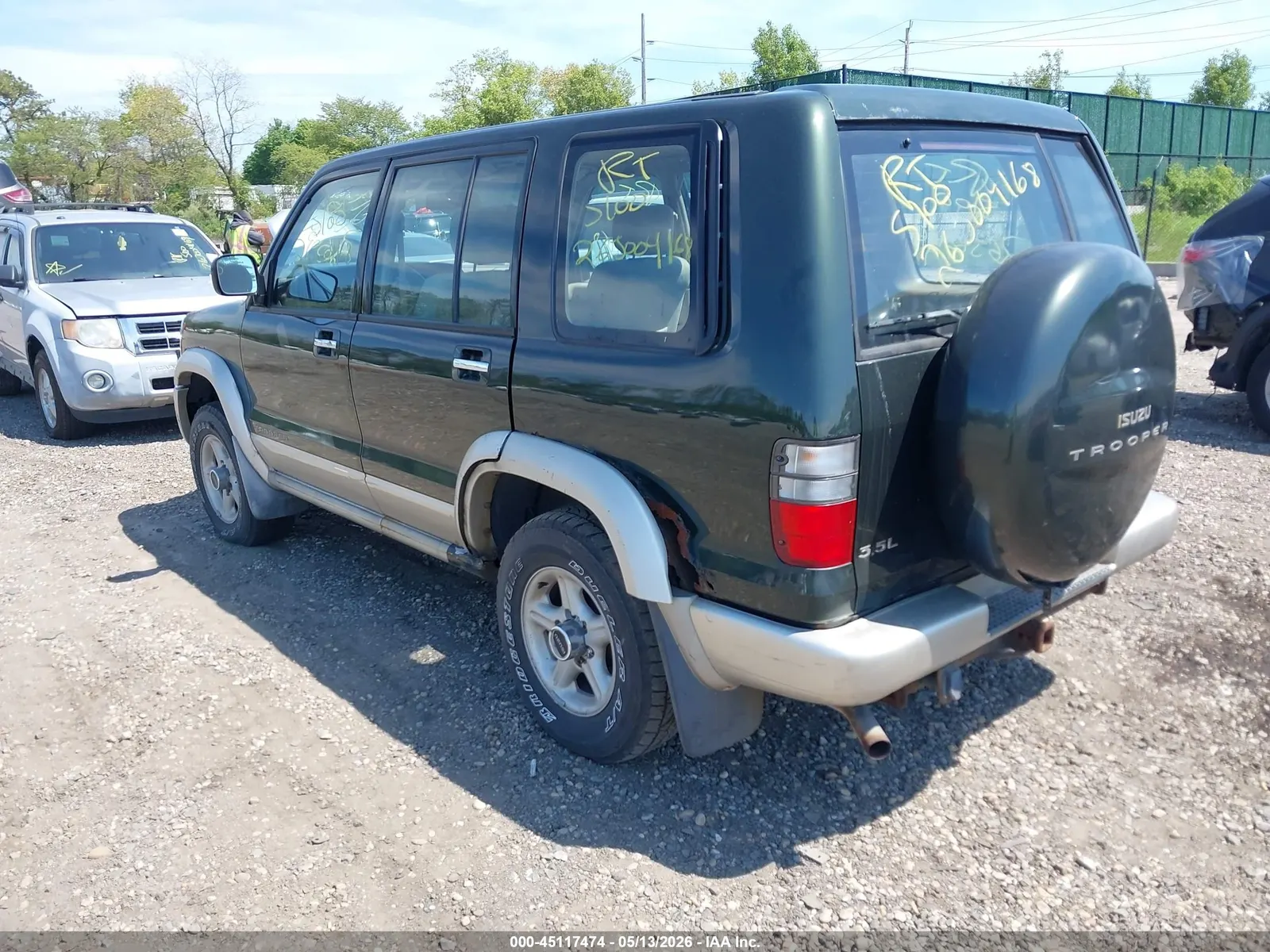 2001 Isuzu Trooper S