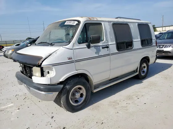 1995 Dodge Ram Van B2500