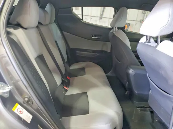2019 Toyota C-HR XLE