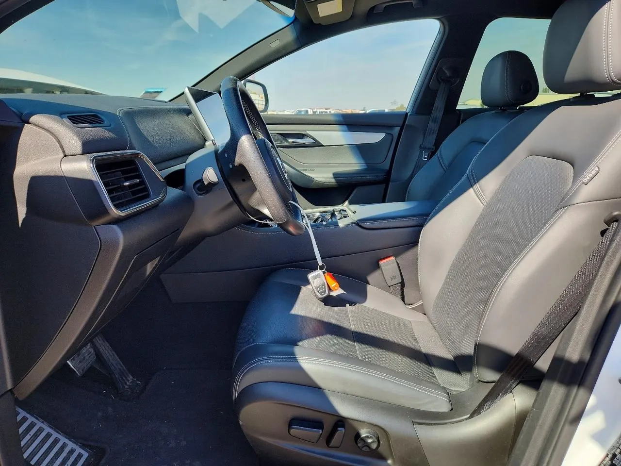 2023 VinFast VF 8 Plus