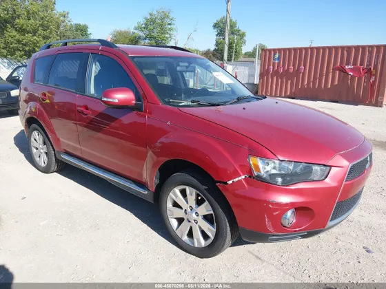 2013 Mitsubishi Outlander SE
