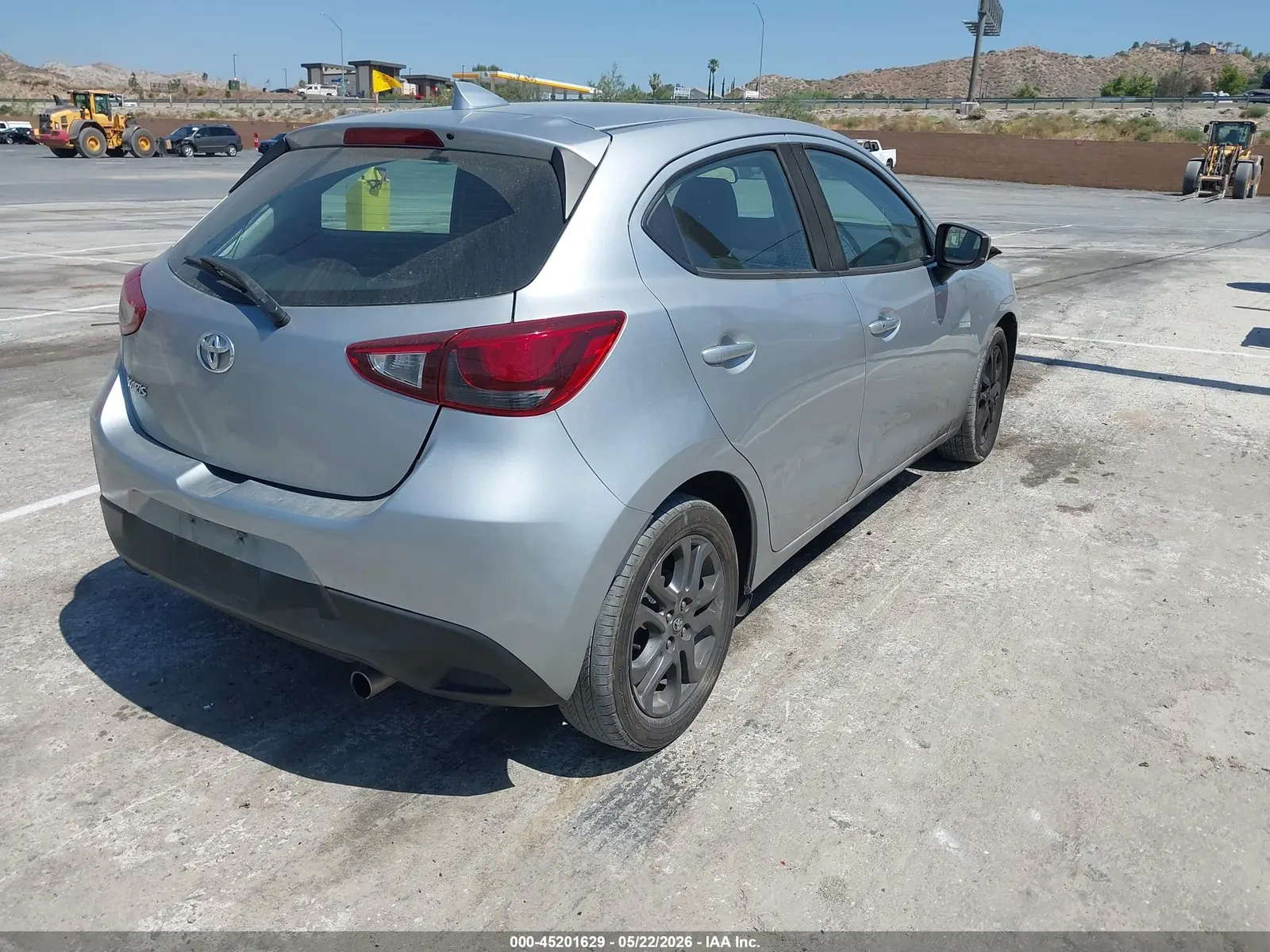 2020 Toyota Yaris Hatchback LE