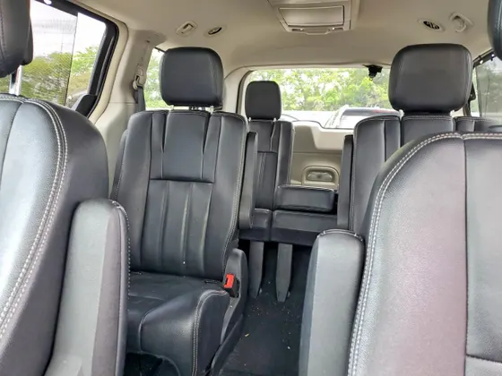 2015 Chrysler Town & Country Touring