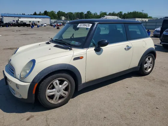 2006 MINI Cooper Hardtop COOPER