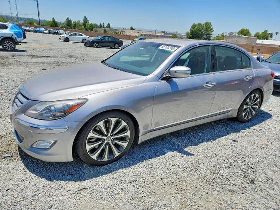2012 Hyundai Genesis 5.0L R-Spec
