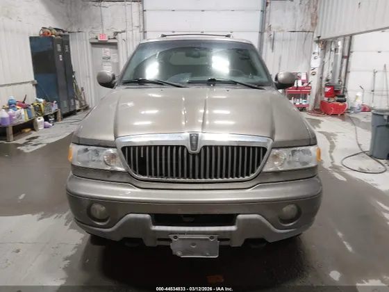 2002 Lincoln Navigator