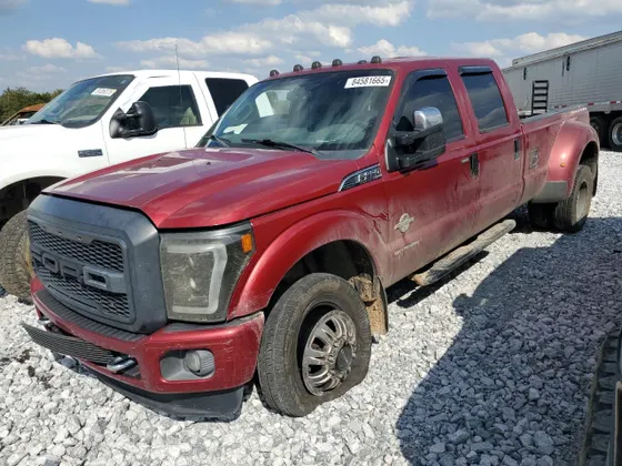 2015 Ford Super Duty F-350 DRW Lariat