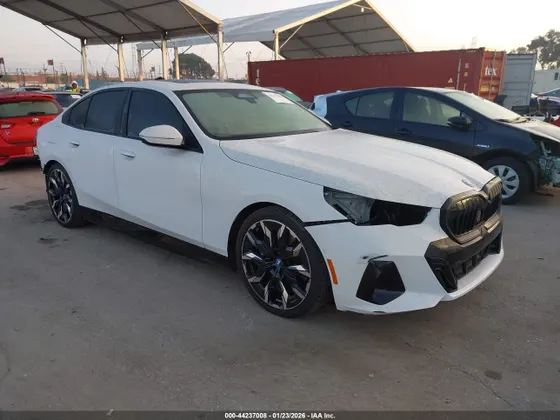 2024 BMW i5 eDrive40