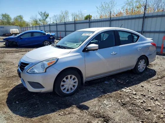 2015 Nissan Versa S