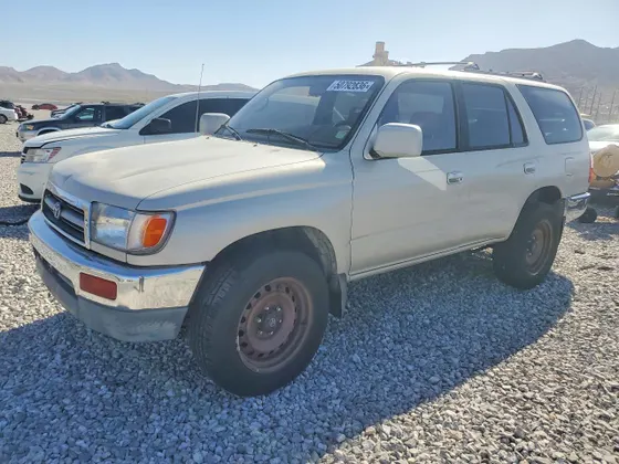 1996 Toyota 4Runner SR5
