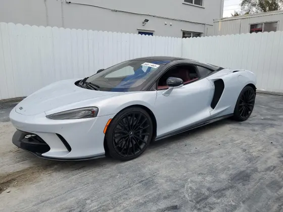 2021 McLaren GT