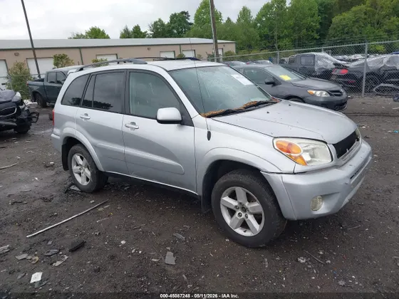 2004 Toyota RAV4