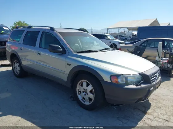 2004 Volvo V70 XC70