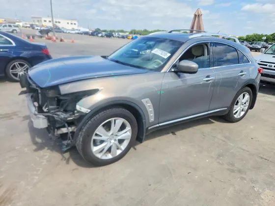 2012 INFINITI FX35