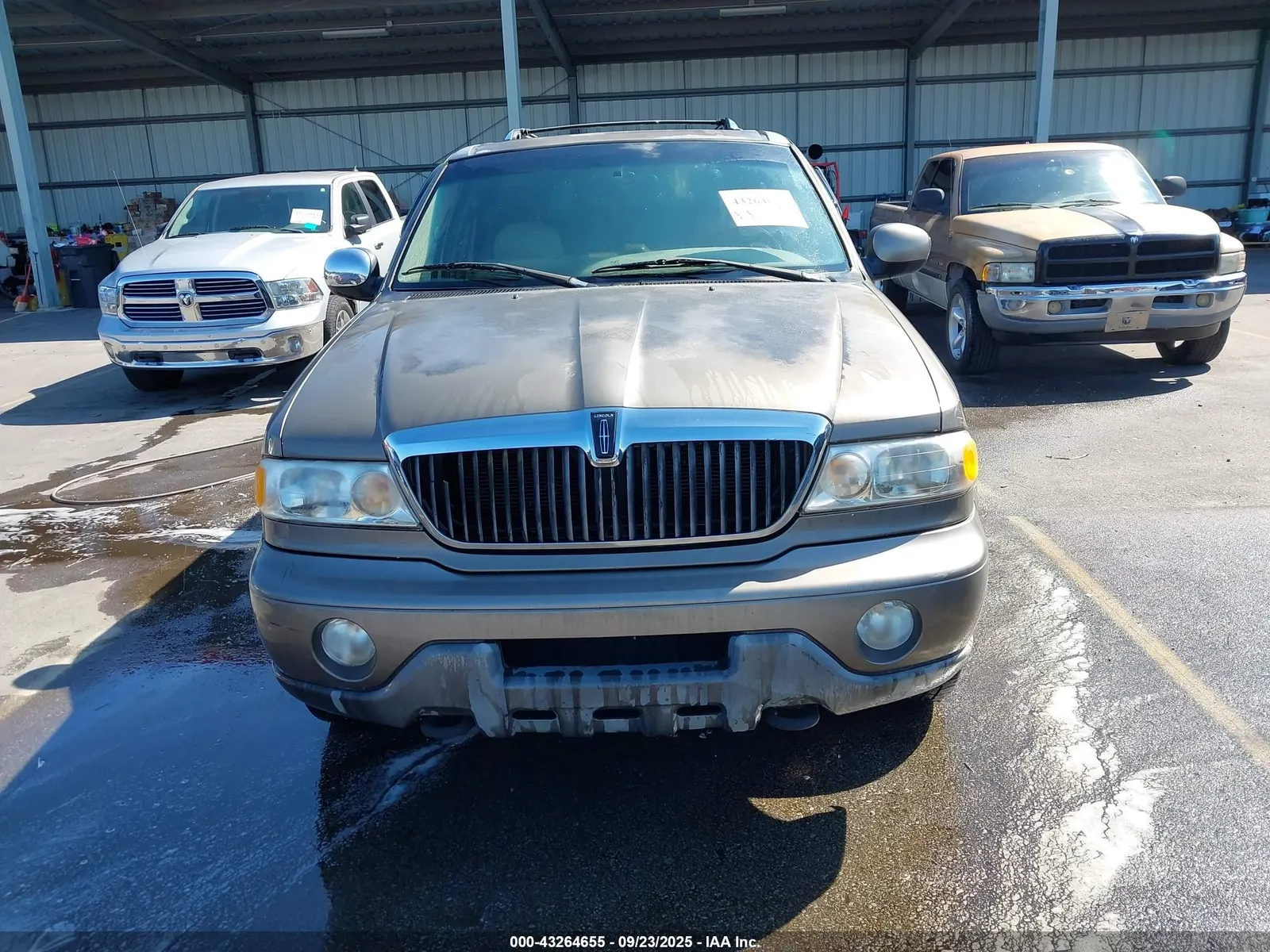 2002 Lincoln Navigator