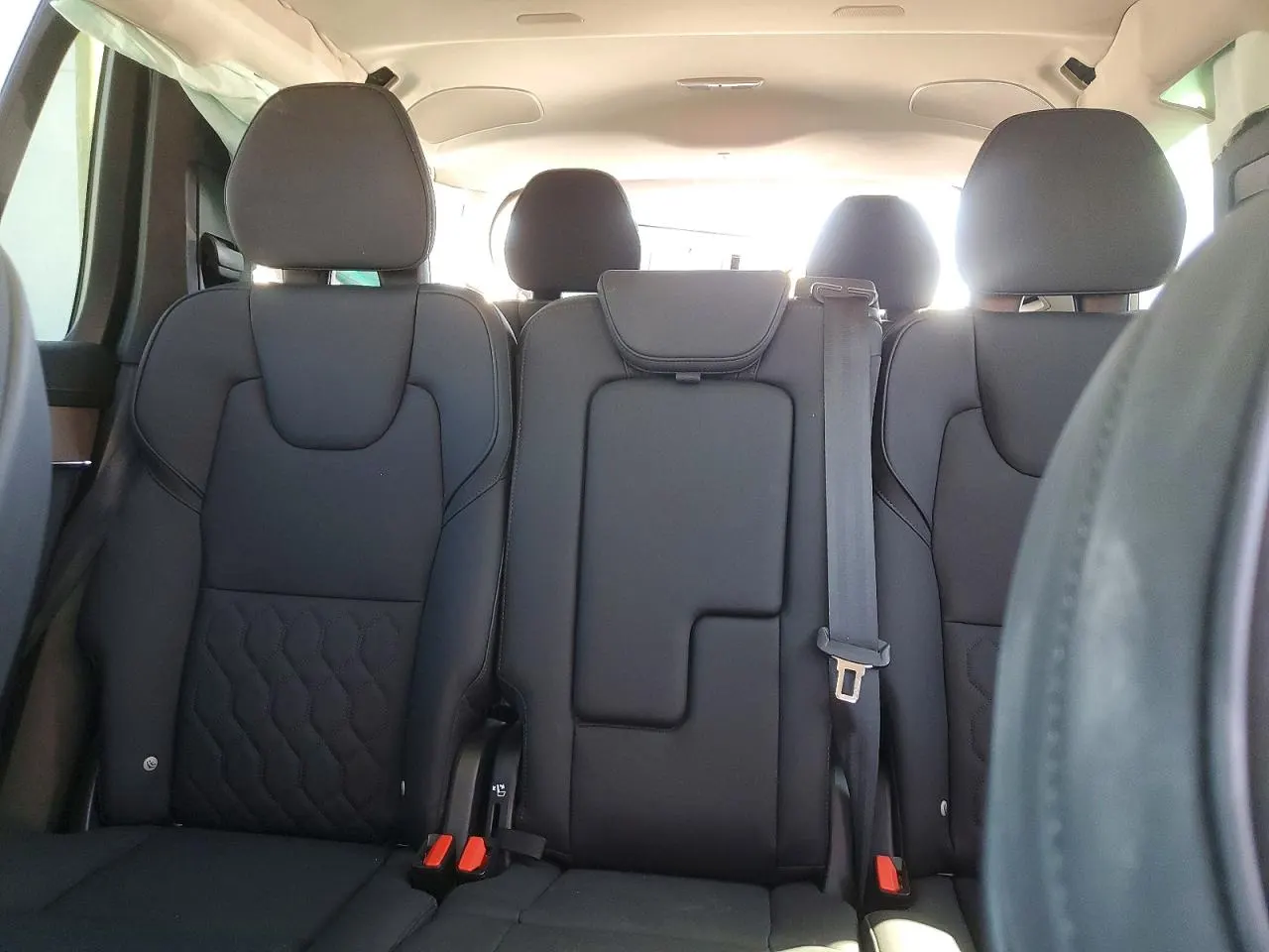 2025 Volvo XC90 Plug-In Hybrid Plus