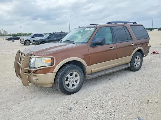 2011 Ford Expedition XLT