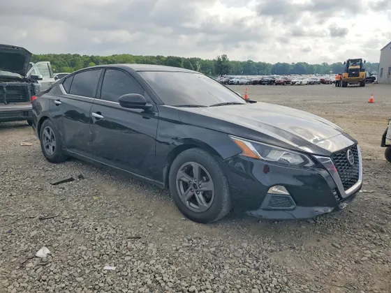 2020 Nissan Altima 2.5 S