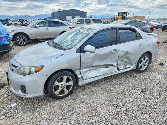 2013 Toyota Corolla S