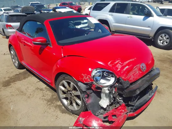 2013 Volkswagen Beetle Convertible 2.5L