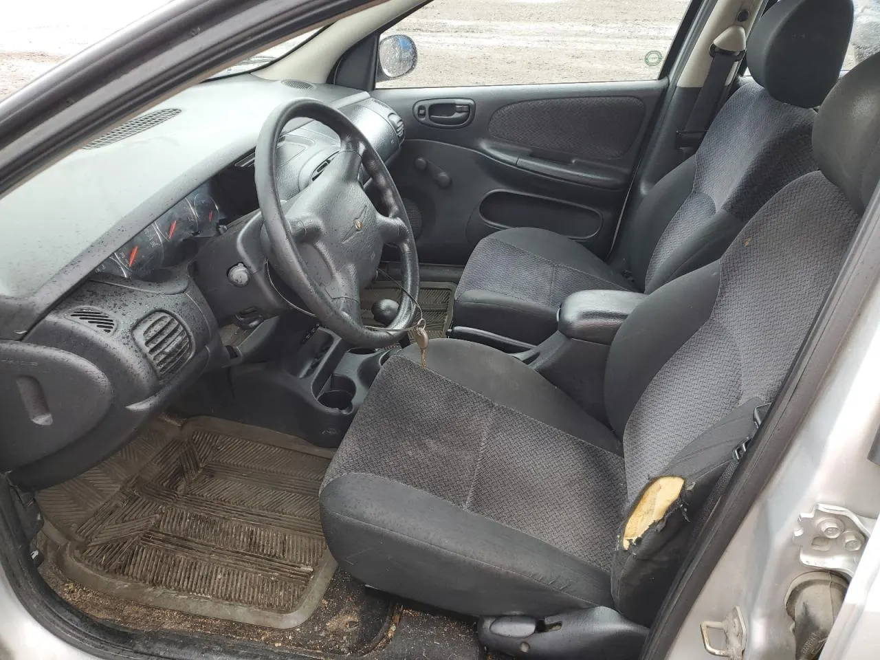 2002 Chrysler NEON LE