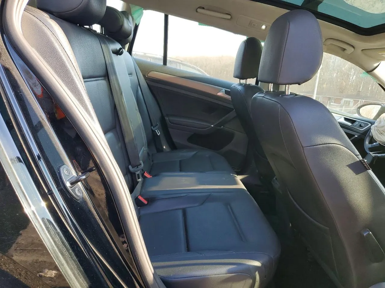2016 Volkswagen Golf SportWagen TSI S
