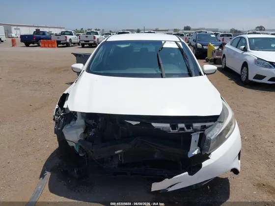 2018 Kia Forte5 LX
