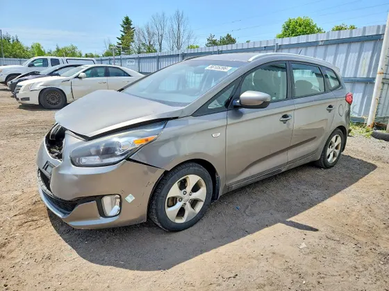 2014 Kia Rondo LX