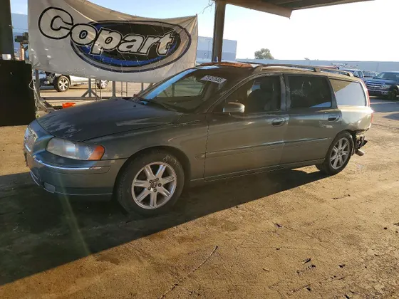 2005 Volvo V70